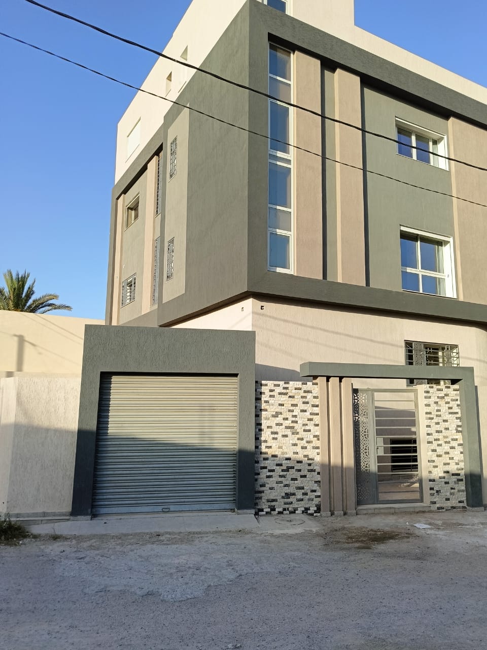 Graffiato réalisé par Mille Color à Monastir — photo 3